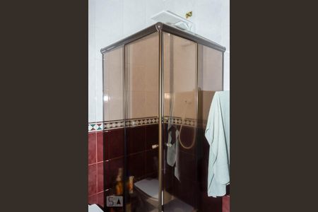 Casa à venda com 220m², 3 quartos e 4 vagasBanheiro da suíte