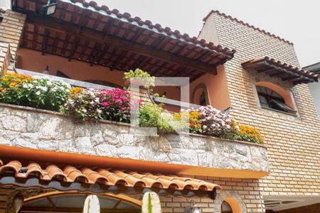 Casa à venda com 220m², 3 quartos e 4 vagasVista Varanda