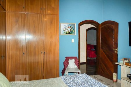 Casa à venda com 220m², 3 quartos e 4 vagasSuíte