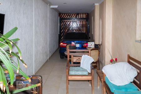 Casa à venda com 220m², 3 quartos e 4 vagasGaragem