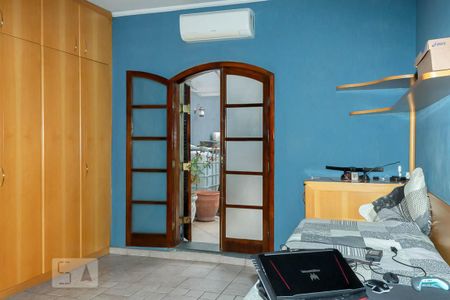 Casa à venda com 220m², 3 quartos e 4 vagasQuarto 3