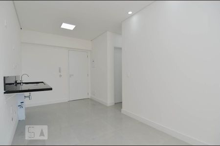 Sala e Cozinha de Apartamento com 1 quarto, 40m² Vila Miriam