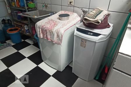 Casa à venda com 220m², 3 quartos e 2 vagasDetalhe da area de serviço