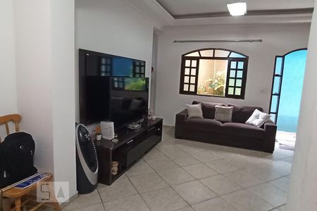 Sala de casa à venda com 3 quartos, 220m² em Vila Celeste, São Paulo