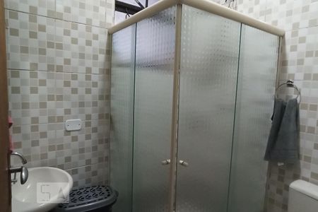 Casa à venda com 220m², 3 quartos e 2 vagasBanheiro