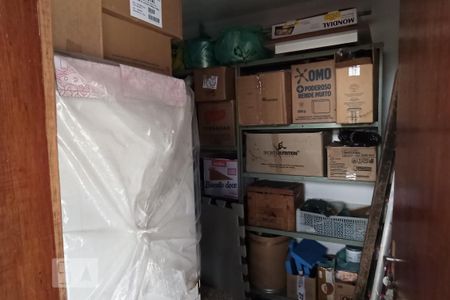 Casa à venda com 220m², 3 quartos e 2 vagasDeposito