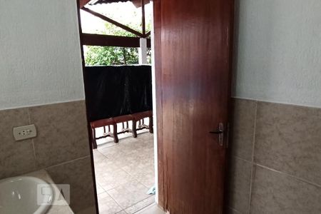 Casa à venda com 220m², 3 quartos e 2 vagasBanheiro area comum