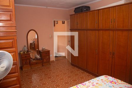 Casa à venda com 250m², 3 quartos e 2 vagas Casa à venda com 250m², 3 quartos e 2 vagasQuarto 1