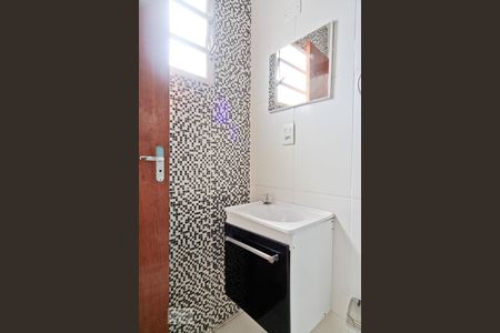 Casa de condomínio à venda com 140m², 3 quartos e 2 vagasBanheiro da Suíte