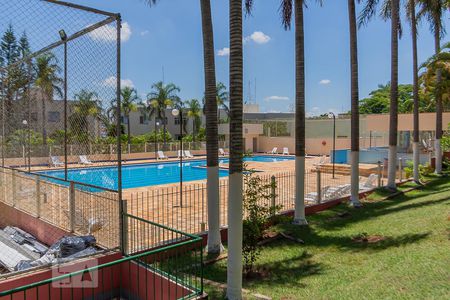 Apartamento à venda com 70m², 3 quartos e 1 vagaÁrea comum - Piscina