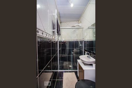 Casa à venda com 127m², 3 quartos e 2 vagasBanheiro 