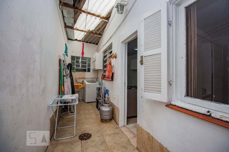 Casa à venda com 127m², 3 quartos e 2 vagasLavanderia 