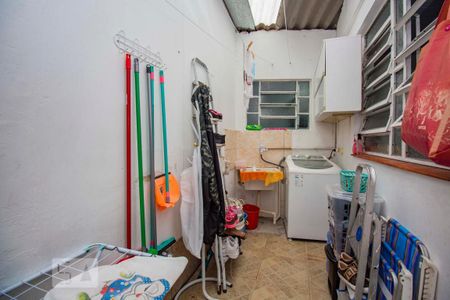 Casa à venda com 127m², 3 quartos e 2 vagasLavanderia 