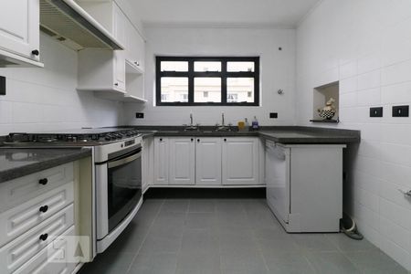 Apartamento à venda com 279m², 4 quartos e 4 vagasCozinha