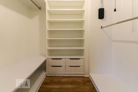 Apartamento à venda com 279m², 4 quartos e 4 vagasSuíte 3