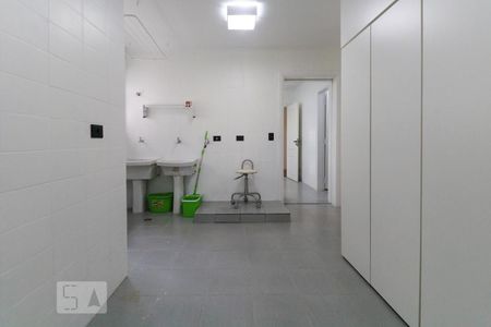 Apartamento à venda com 279m², 4 quartos e 4 vagasÁrea de serviço