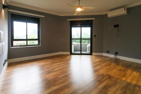 Apartamento à venda com 279m², 4 quartos e 4 vagasSuíte 3