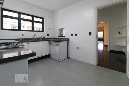 Apartamento à venda com 279m², 4 quartos e 4 vagasCozinha