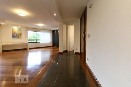 Apartamento à venda com 279m², 4 quartos e 4 vagasSala