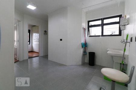 Apartamento à venda com 279m², 4 quartos e 4 vagasÁrea de serviço