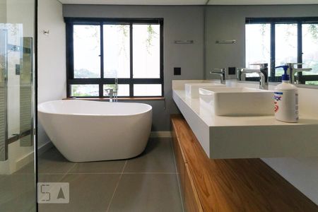 Apartamento à venda com 279m², 4 quartos e 4 vagasSuíte 3