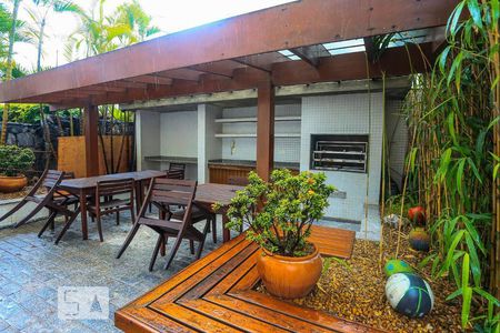 Apartamento à venda com 279m², 4 quartos e 4 vagasÁrea comum