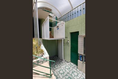 Casa para alugar com 140m², 2 quartos e 1 vagaElevador