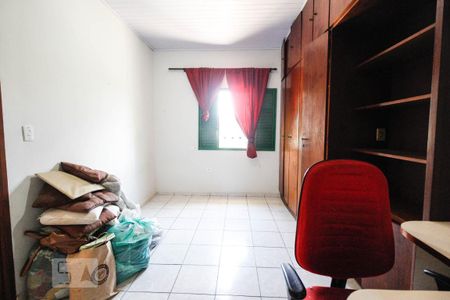 Casa para alugar com 140m², 2 quartos e 1 vagaQuarto 2