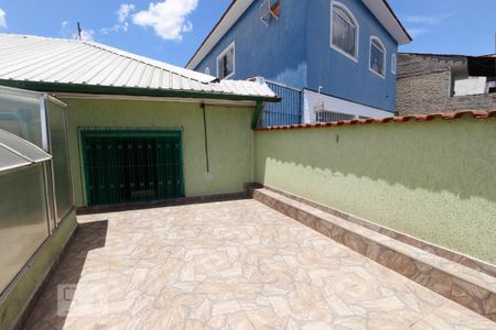 Casa para alugar com 140m², 2 quartos e 1 vagaVaranda