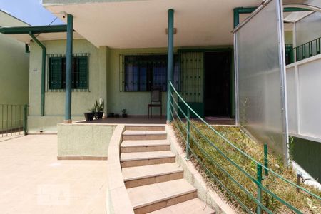 Casa para alugar com 140m², 2 quartos e 1 vagaQuintal