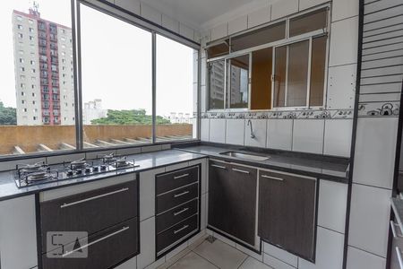Casa à venda com 180m², 3 quartos e 2 vagas Casa à venda com 180m², 3 quartos e 2 vagasCozinha