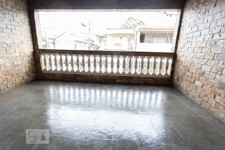 Casa à venda com 180m², 3 quartos e 2 vagas Casa à venda com 180m², 3 quartos e 2 vagasVaranda Sala 2