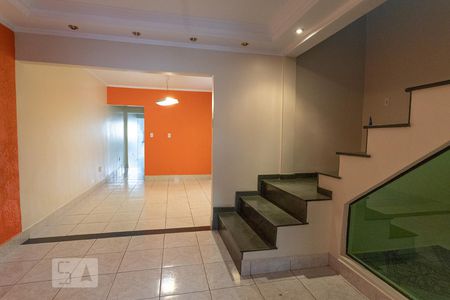 Escada Sala 1 de casa à venda com 3 quartos, 180m² em Centro, Diadema