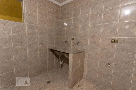 Casa à venda com 180m², 3 quartos e 2 vagas Casa à venda com 180m², 3 quartos e 2 vagasLavanderia