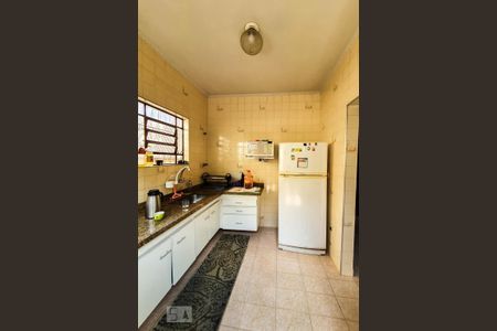 Casa para alugar com 250m², 3 quartos e 6 vagasCozinha