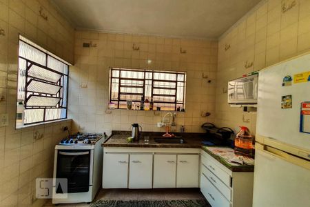 Casa para alugar com 250m², 3 quartos e 6 vagasCozinha