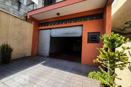 Casa para alugar com 250m², 3 quartos e 6 vagasGaragem Aberta