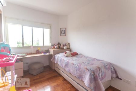 Apartamento à venda com 128m², 3 quartos e 3 vagasSuíte 2