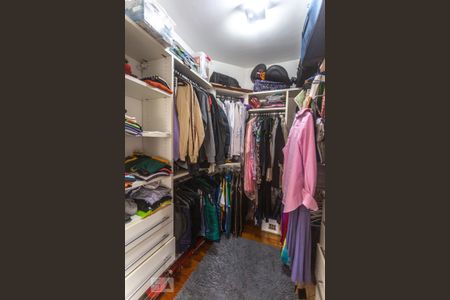 Apartamento à venda com 128m², 3 quartos e 3 vagasCloset