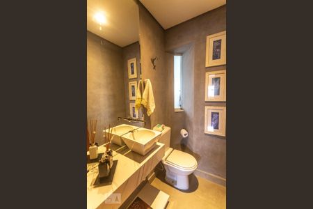 Apartamento à venda com 128m², 3 quartos e 3 vagasBanheiro