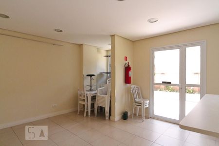 Apartamento para alugar com 45m², 2 quartos e 1 vagaÁrea comum - Salão de festas
