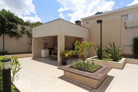 Apartamento para alugar com 45m², 2 quartos e 1 vagaÁrea comum - Churrasqueira