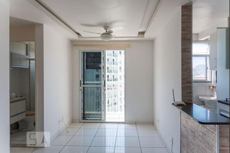 Sala  de apartamento à venda com 2 quartos, 49m² em São Cristóvão, Rio de Janeiro