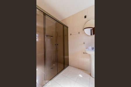Casa à venda com 200m², 4 quartos e 4 vagas Casa à venda com 200m², 4 quartos e 4 vagasBanheiro da Suíte 1