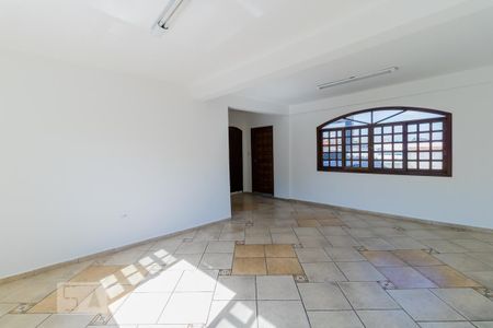Casa à venda com 200m², 4 quartos e 4 vagas Casa à venda com 200m², 4 quartos e 4 vagasQuarto 2