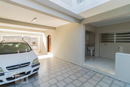 Casa à venda com 200m², 4 quartos e 4 vagas Casa à venda com 200m², 4 quartos e 4 vagasGaragem