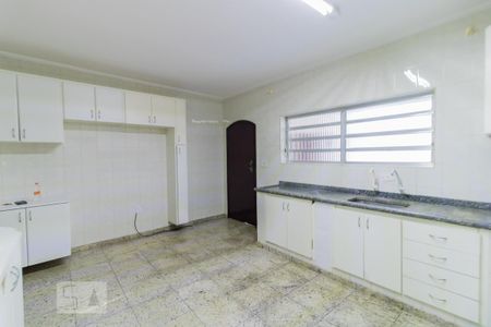 Casa à venda com 200m², 4 quartos e 4 vagas Casa à venda com 200m², 4 quartos e 4 vagasCozinha