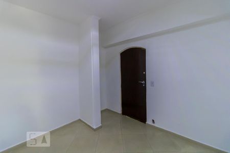 Casa à venda com 200m², 4 quartos e 4 vagas Casa à venda com 200m², 4 quartos e 4 vagasQuarto de Serviço