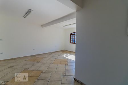 Casa à venda com 200m², 4 quartos e 4 vagas Casa à venda com 200m², 4 quartos e 4 vagasQuarto 2