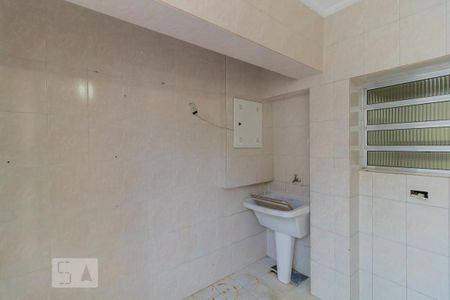 Casa à venda com 200m², 4 quartos e 4 vagas Casa à venda com 200m², 4 quartos e 4 vagasÁrea de Serviço
